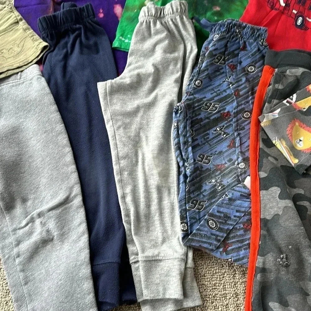 Bundle of 14 pieces of boy’s clothing items 5/6 y olds tops bottoms pj sets